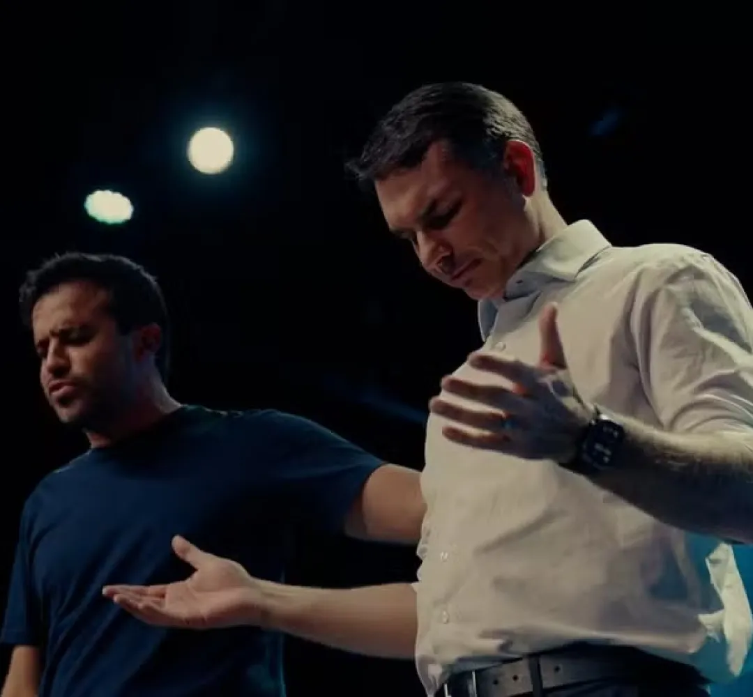 Pablo Marçal declara apoio a Flávio Bolsonaro em pré-campanha à Presidência