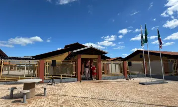 Reforço escolar: após uma década, escola é entregue à comunidade em Santa Tereza do Oeste