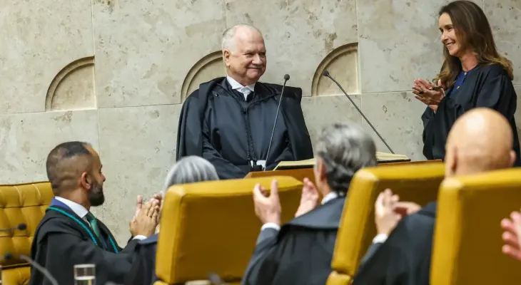 Abaixo-assinado cobra código de conduta para ministros do STF