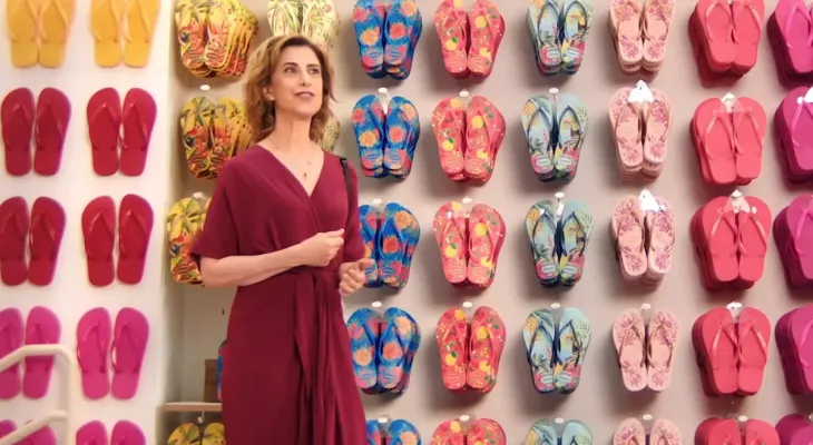 Declaração de Fernanda Torres em campanha da Havaianas gera críticas nas redes
