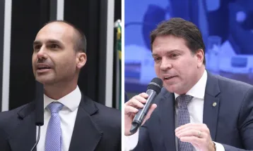Câmara cancela passaportes diplomáticos de Eduardo Bolsonaro e Alexandre Ramagem