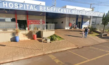 Atrasos, contratos inflados e alerta médico: hospital de Assis Chateaubriand opera no limite