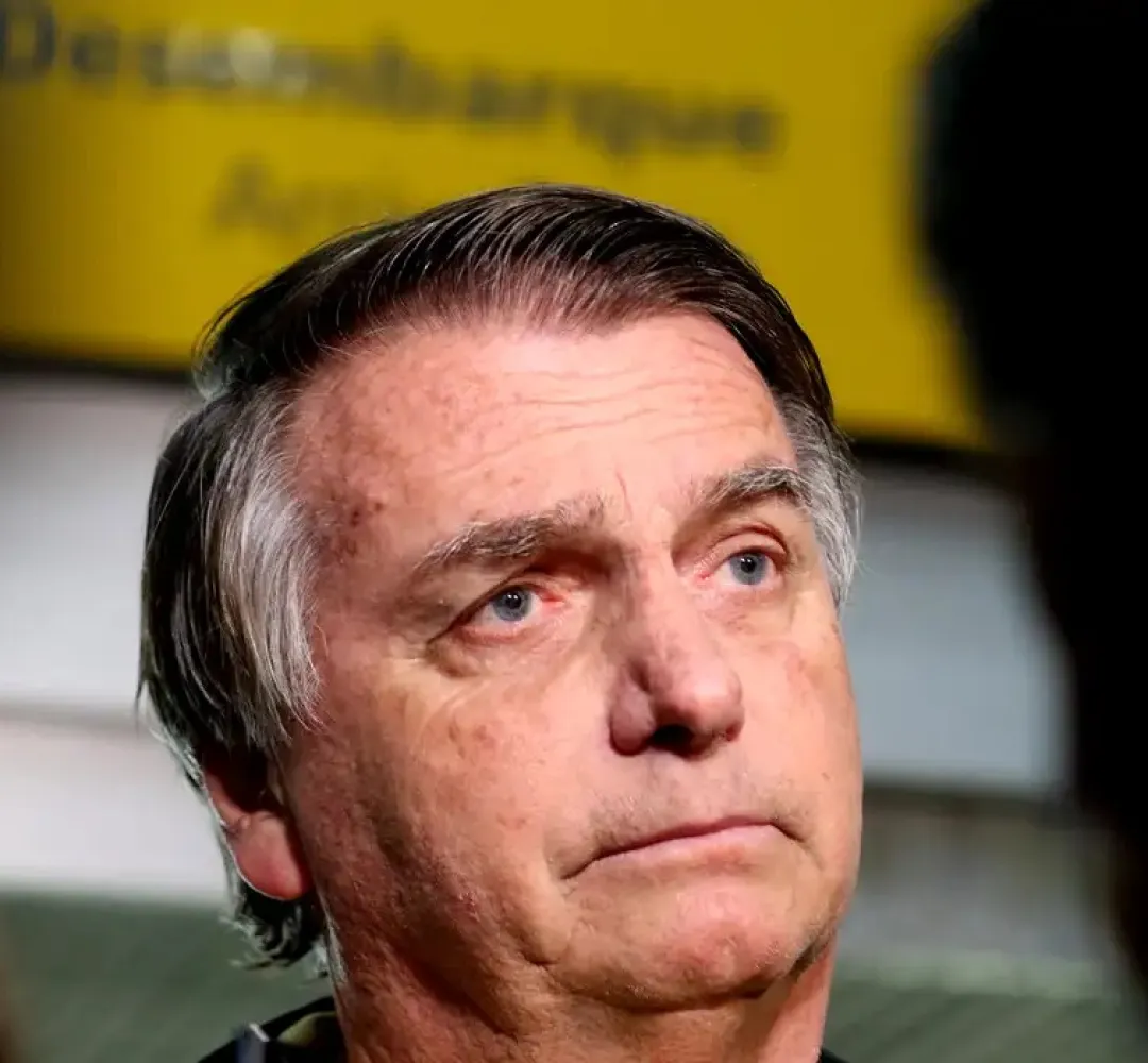 Bolsonaro segue estável e sem previsão de alta em Brasília