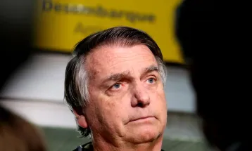 Bolsonaro segue estável e sem previsão de alta em Brasília