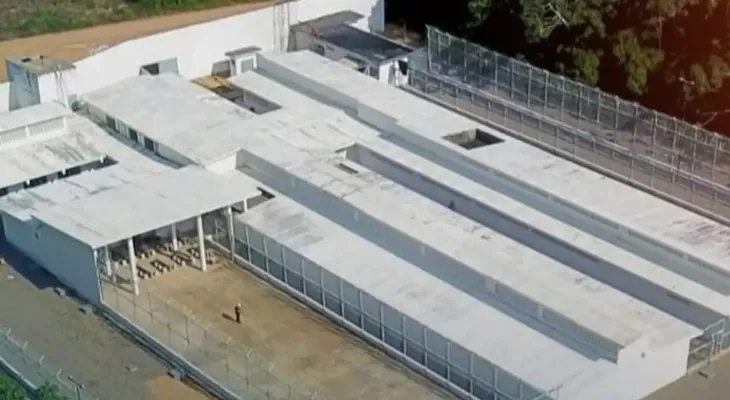 Após fuga, autoridades procuram 12 detentos de prisão em Maués (AM)