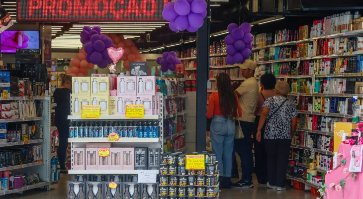 Paraná cresce em abertura de empresas e supera todos os meses de 2024