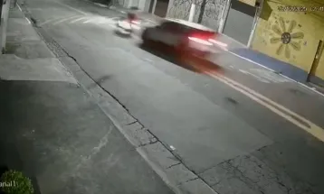 Mulher é presa suspeita de matar casal após perseguição por ciúmes