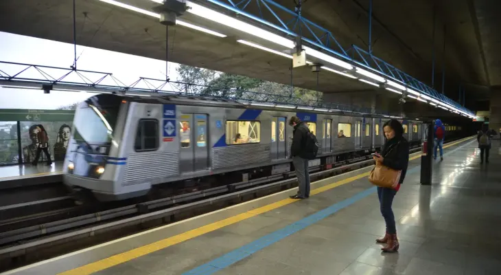 Governo de SP anuncia aumento nas passagens de metrô e de trens