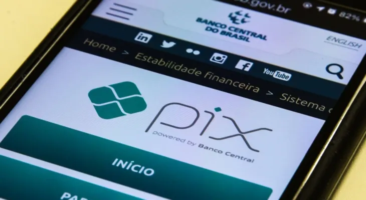 Fake news sobre taxação do Pix volta a circular e é desmentida pela Receita Federal