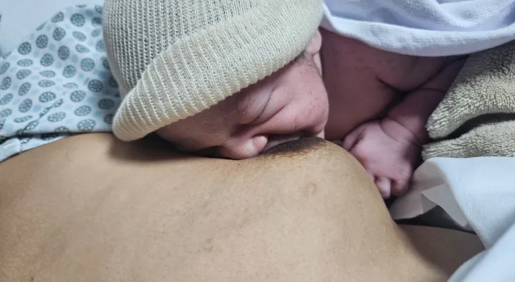 Primeiro bebê de 2026 nasce no Hospital Universitário do Oeste do Paraná