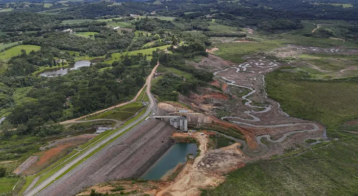 Sanepar inicia última etapa do Reservatório Miringuava com enchimento da barragem