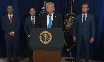 Trump diz que pediu rendição de Maduro antes de ataque dos EUA à Venezuela