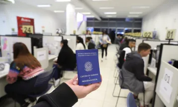 Paraná inicia 2026 com mais de 8,7 mil vagas de emprego nas Agências do Trabalhador