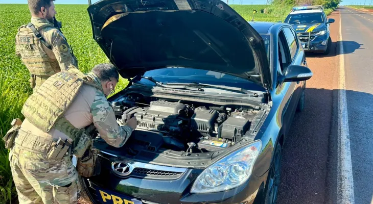 Carro roubado em Campinas é recuperado pela PRF em Ubiratã