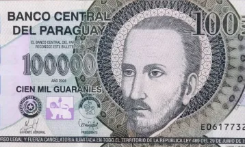Guarani é a moeda que mais se valoriza na América Latina em 2025