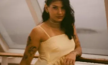 Aliança de Ana Castela em navio reacende rumores de reconciliação com Zé Felipe