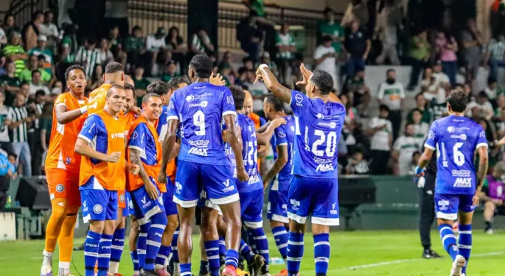 Paranaense 2026: Londrina vence clássico, seis gols no Albino Turbay e zebra no Couto Pereira