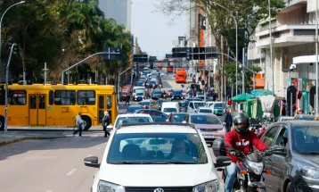 Com redução do IPVA, emplacamentos aumentaram 42% no Paraná entre 2024 e 2025