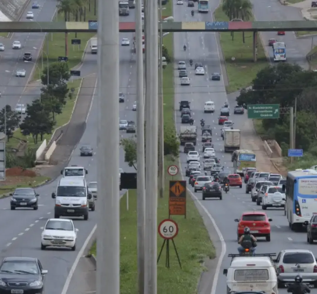 Argentina mantém limite de 130 km/h em rodovias duplicadas