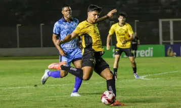 Cascavel estreia no Estadual com um empate sem gols com o Azuriz