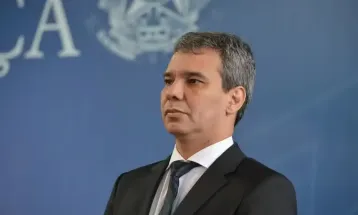 Lula indica advogado-geral da Petrobras como favorito para assumir o Ministério da Justiça