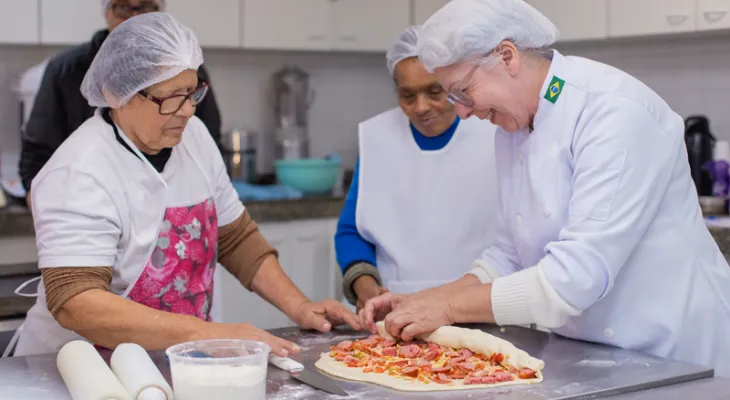 Curitiba: Inscrições abrem nesta quinta para 405 vagas nos cursos de fevereiro das Escolas de Gastronomia Social