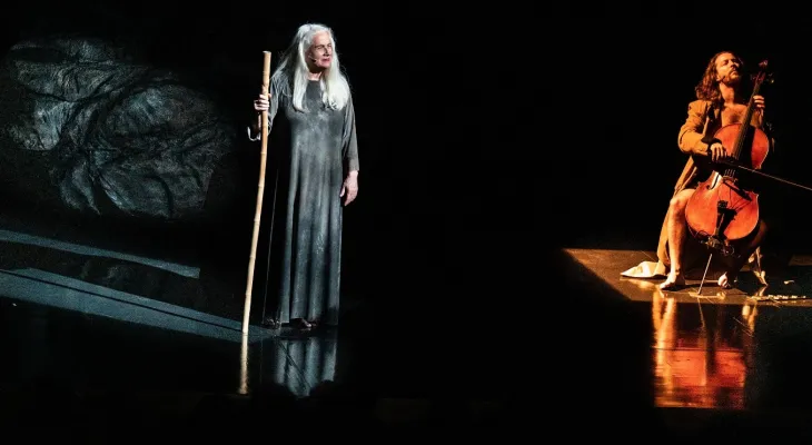 Espetáculo inspirado em “Sapiens” chega ao Teatro Guaíra com Vera Holtz