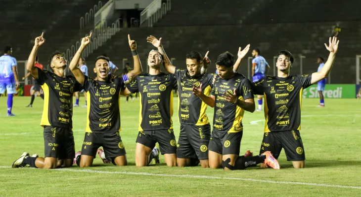 Cascavel tem jogo duro contra o Cianorte pelo Paranaense