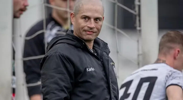 Operário demite Alex após início ruim no Campeonato Paranaense