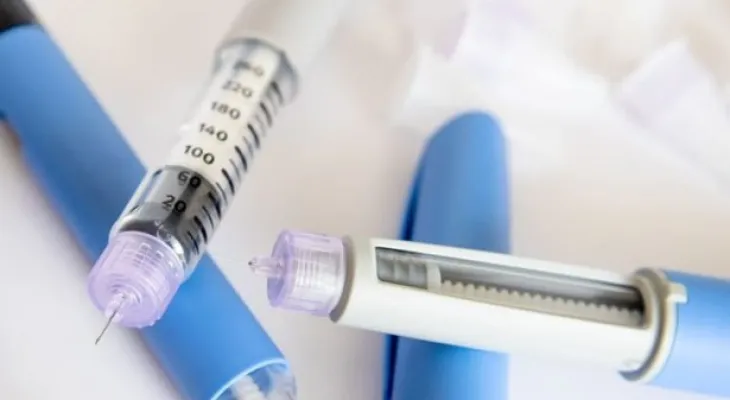 Anvisa proíbe Tirzepatida e Retatrutida irregulares vendidos nas redes sociais