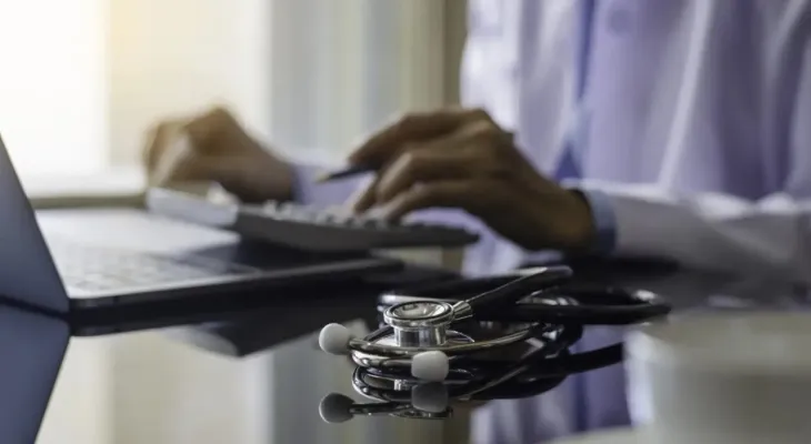 STF limita atuação dos conselhos de Medicina em cursos e estágios
