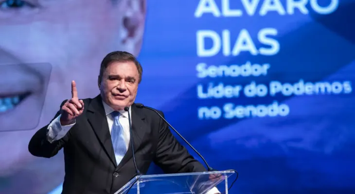 Pesquisa mostra cenário fragmentado para o governo do Paraná e destaca desempenho de Alvaro Dias sem pré-campanha