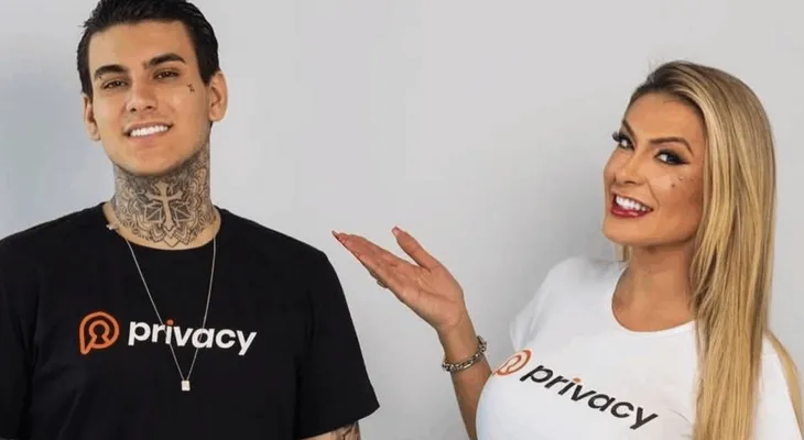 Andressa Urach fez vídeo com o filho e explica parceria profissional nas redes