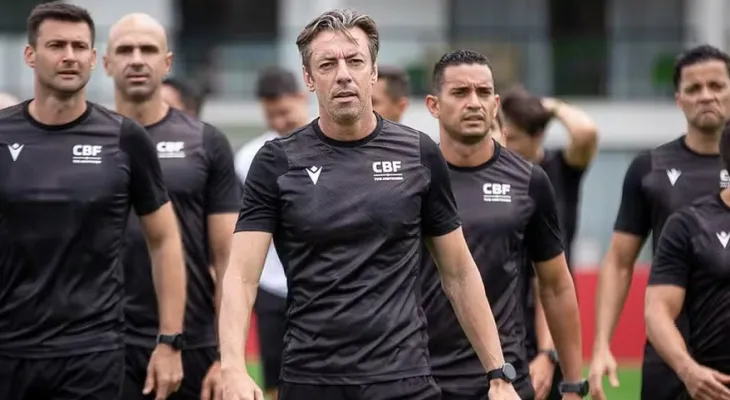 CBF anuncia profissionalização da arbitragem brasileira a partir de 2026