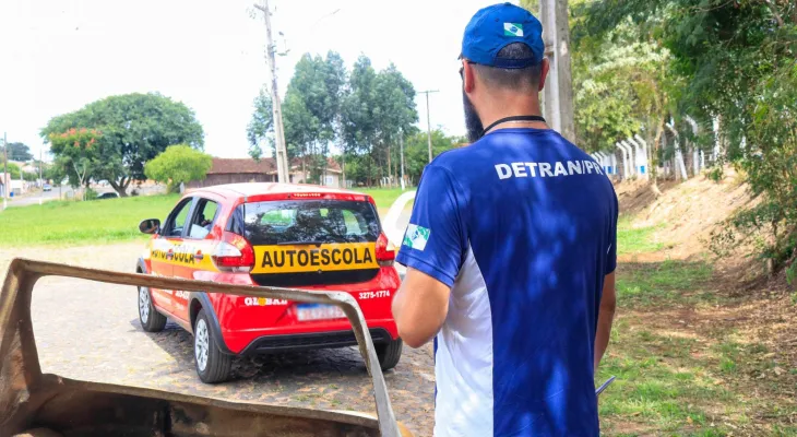 Detran-PR muda prova prática da CNH e elimina exigência da baliza