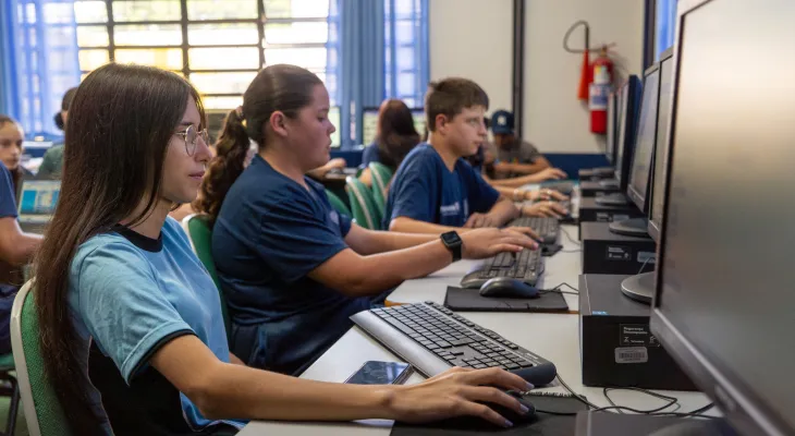 Inscrições do Aprova Paraná Universidades começam nesta quinta-feira