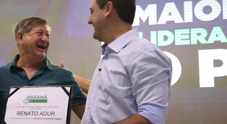 Ratinho Jr. cita Renato Adur como referência e resgata valor da experiência na política