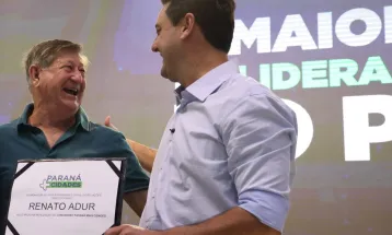 Ratinho Jr. cita Renato Adur como referência e resgata valor da experiência na política