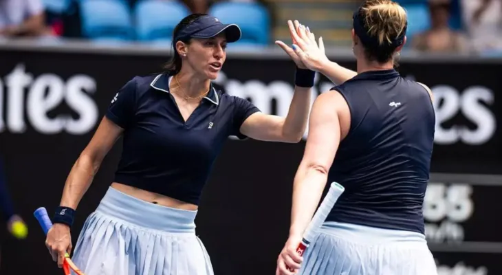 Luisa Stefani se despede do Aberto da Austrália após duas semifinais