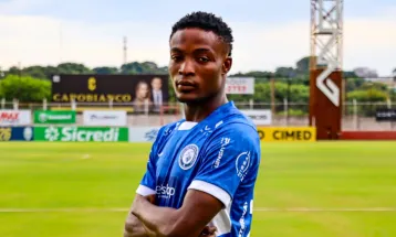 Foz do Iguaçu FC anuncia atacante nigeriano Daniel Adisa