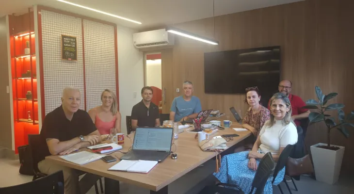 Docentes pressionam governo e não descartam greve nas universidades estaduais