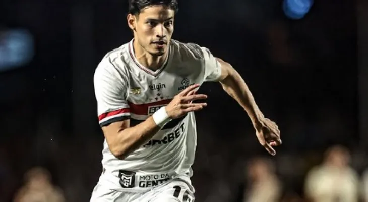 São Paulo vence o Santos por 2 a 0 e ganha fôlego no Paulistão