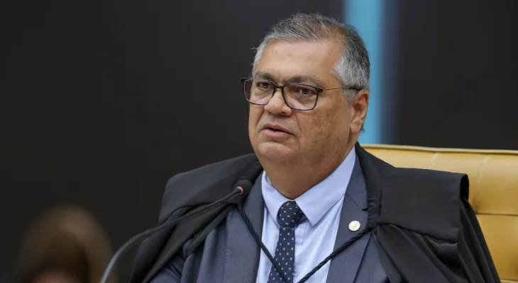 Dino manda governo revisar regras da CVM em até 90 dias
