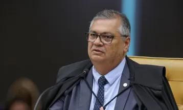 PT e PSOL pedem urgência a Flávio Dino contra venda da Celepar