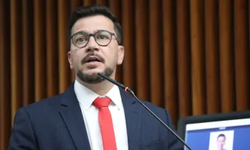 Oposição reage à decisão do TJPR e leva desestatização da Celepar ao STF