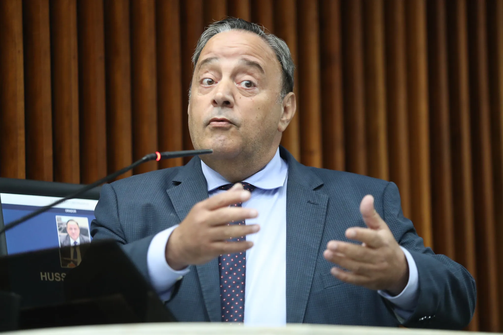 Governo do Paraná diz ser contra pórticos fora das praças de pedágio e promete atuação junto à ANTT