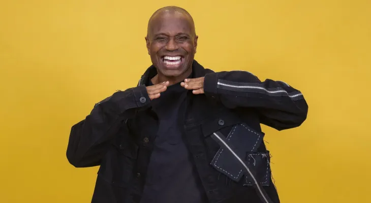 Edilson Capetinha é desclassificado do BBB 26 após agressão à Leandro Boneco