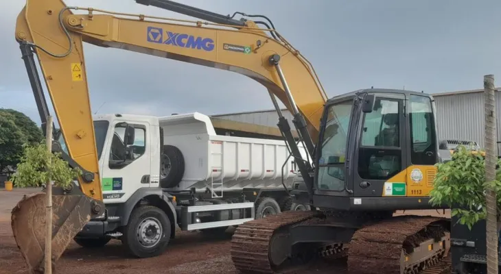Toledo recebe novas máquinas para reforçar manutenção de estradas rurais