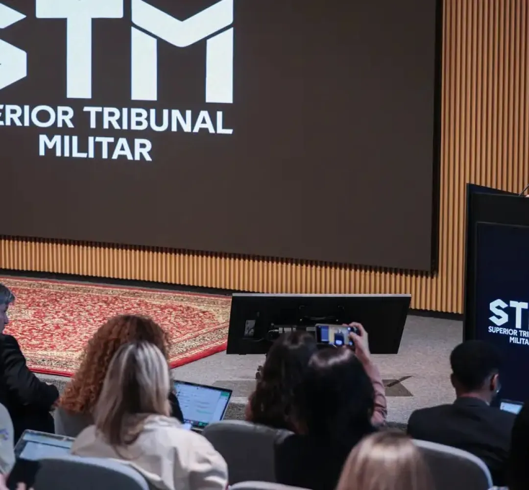 STM recebe pedido de perda de patente de Bolsonaro e mais 4 oficiais