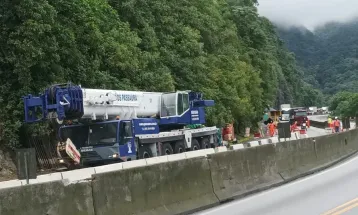 Obras interditam acesso ao Porto de Paranaguá pela BR-277